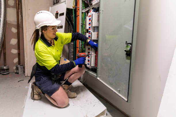 Best Residential Electrician Services  in Brentwood, MO