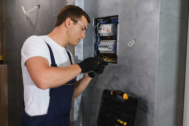 Best Emergency Electrical Repair  in Brentwood, MO
